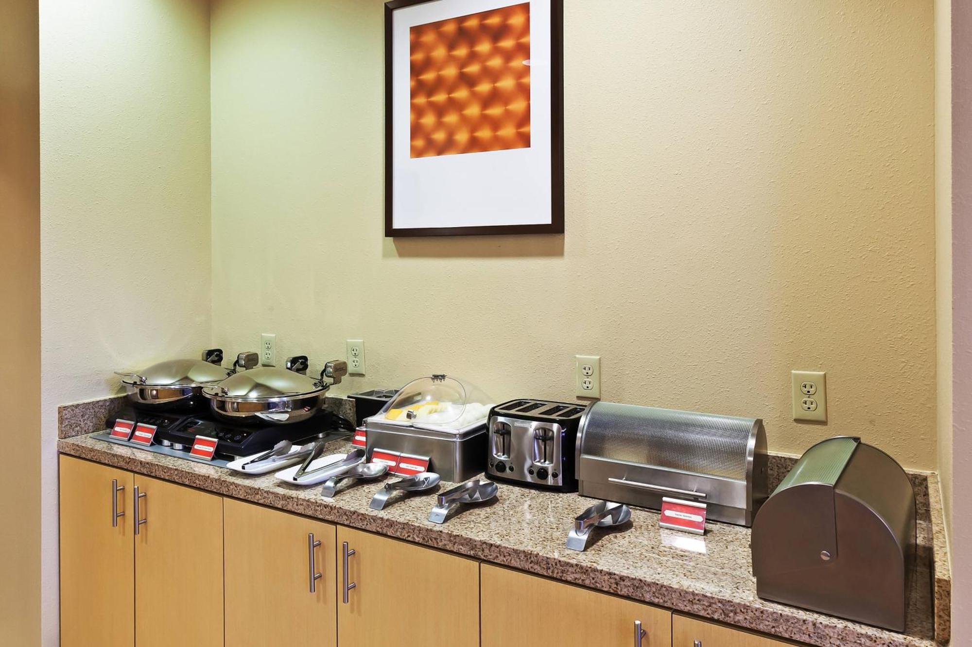 ทาวน์เพลส สวีท ทัลซ่า นอร์ท/โอวอสโซ Hotel Owasso ภายนอก รูปภาพ